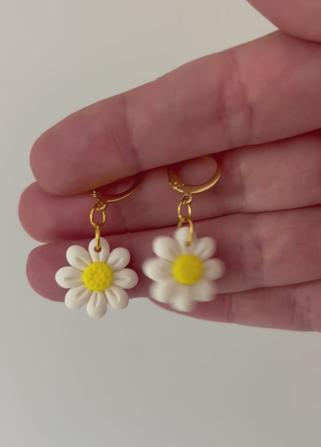 Daisy Earrings